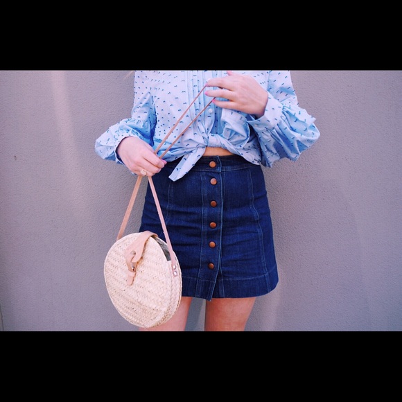 Madewell Dresses & Skirts - Madewell denim mini skirt
